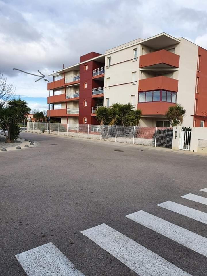 Logement Entier, Calme, Hyper Equipe Сен-Лоран-де-ла-Саланк Екстер'єр фото
