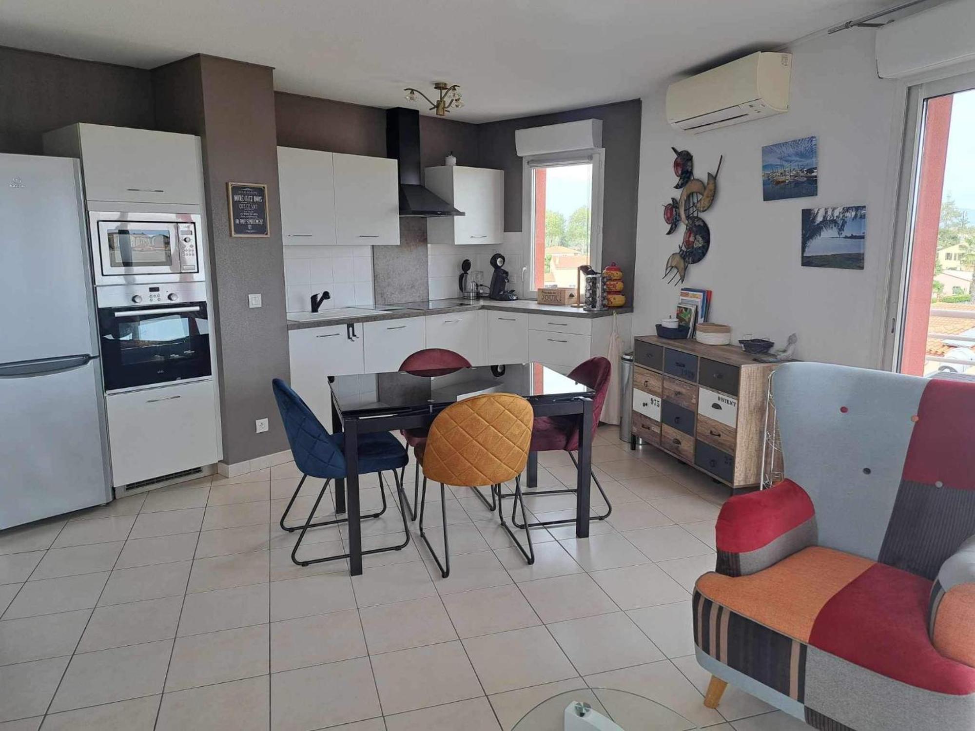 Logement Entier, Calme, Hyper Equipe Сен-Лоран-де-ла-Саланк Екстер'єр фото