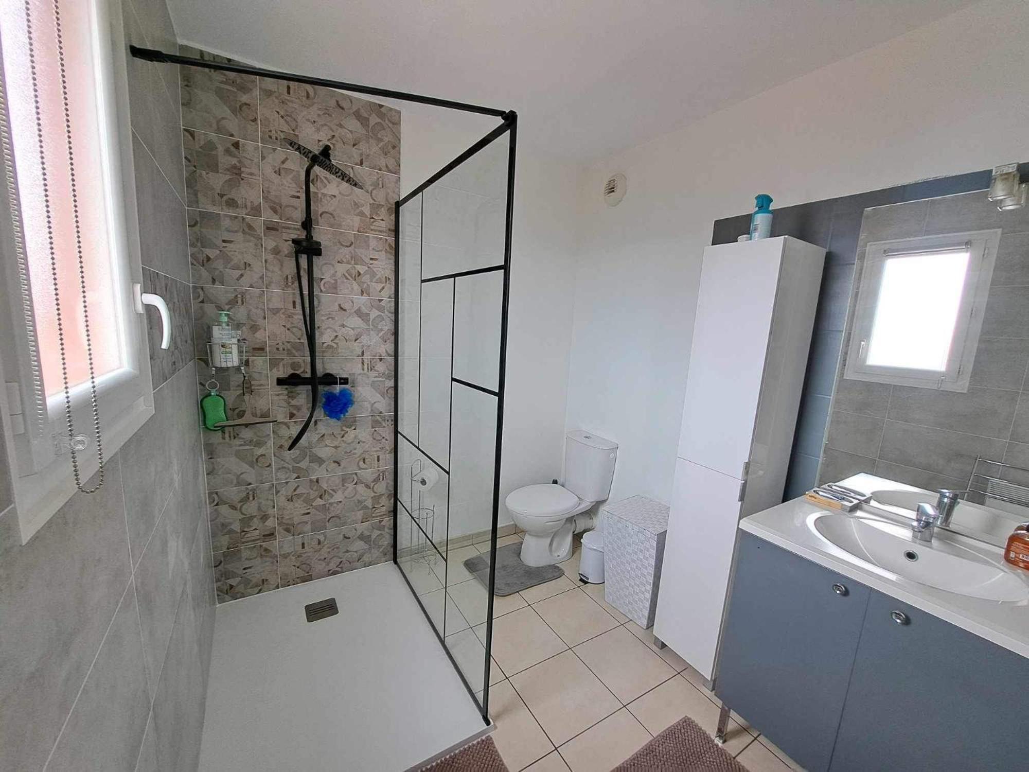Logement Entier, Calme, Hyper Equipe Сен-Лоран-де-ла-Саланк Екстер'єр фото